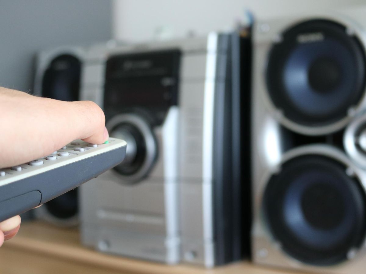 Aktywne vs Pasywne Systemy Audio: Kluczowe Różnice i Zastosowania