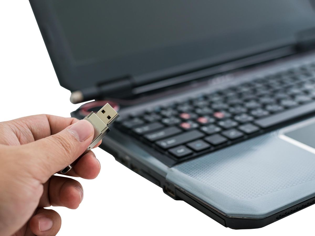 Czym nagrać iso na pendrive aby stworzyć bootowalny dysk USB?